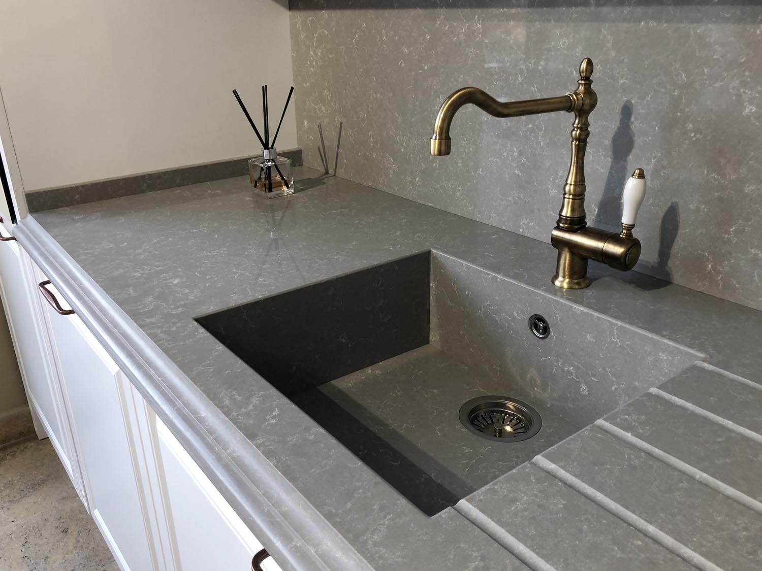Blat Bucatarie quartz Tundra 02 – Bucuresti — imaginea 4