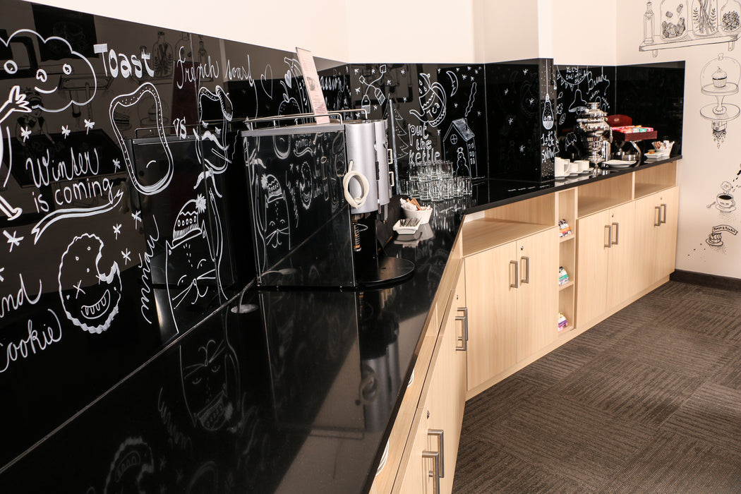 Blat de bucatarie QUARTZ BRILLIANT BLACK