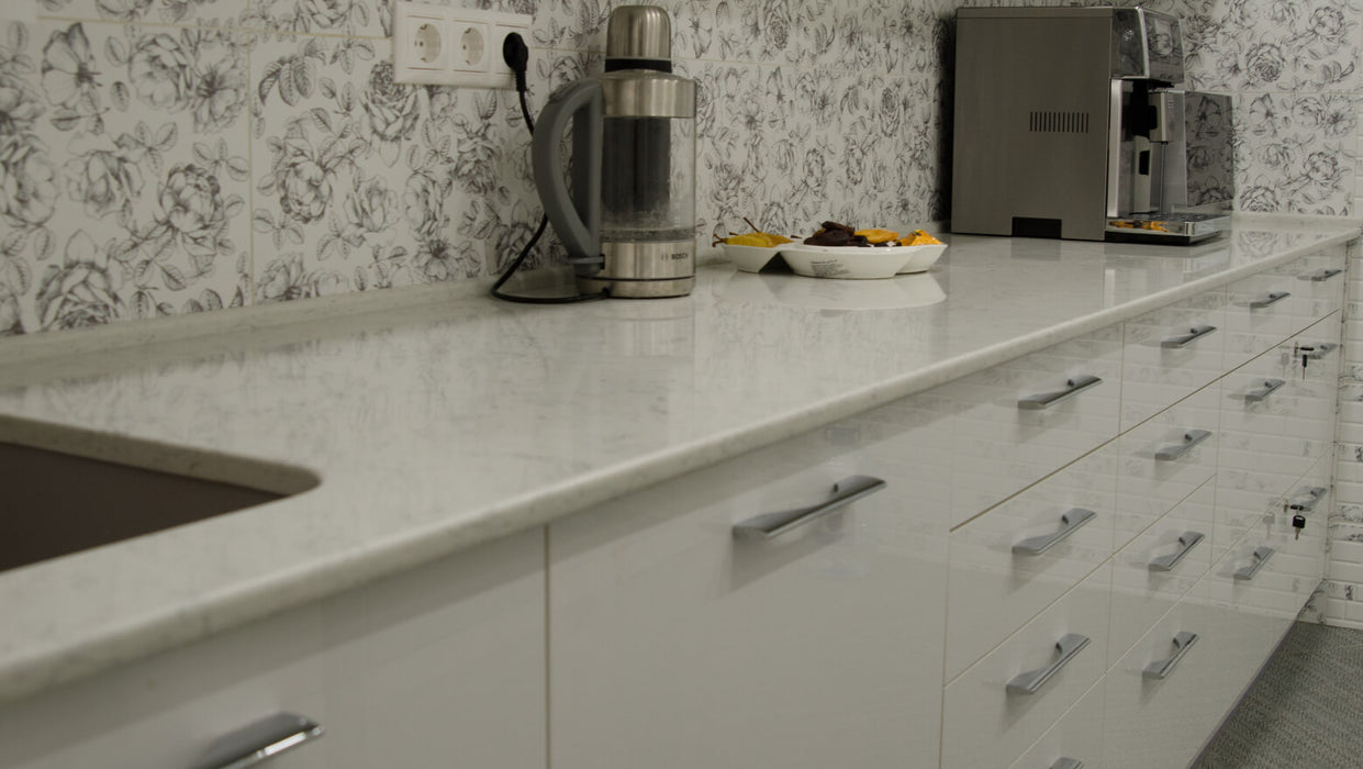 Blat de bucatarie QUARTZ NOBLE CARRARA