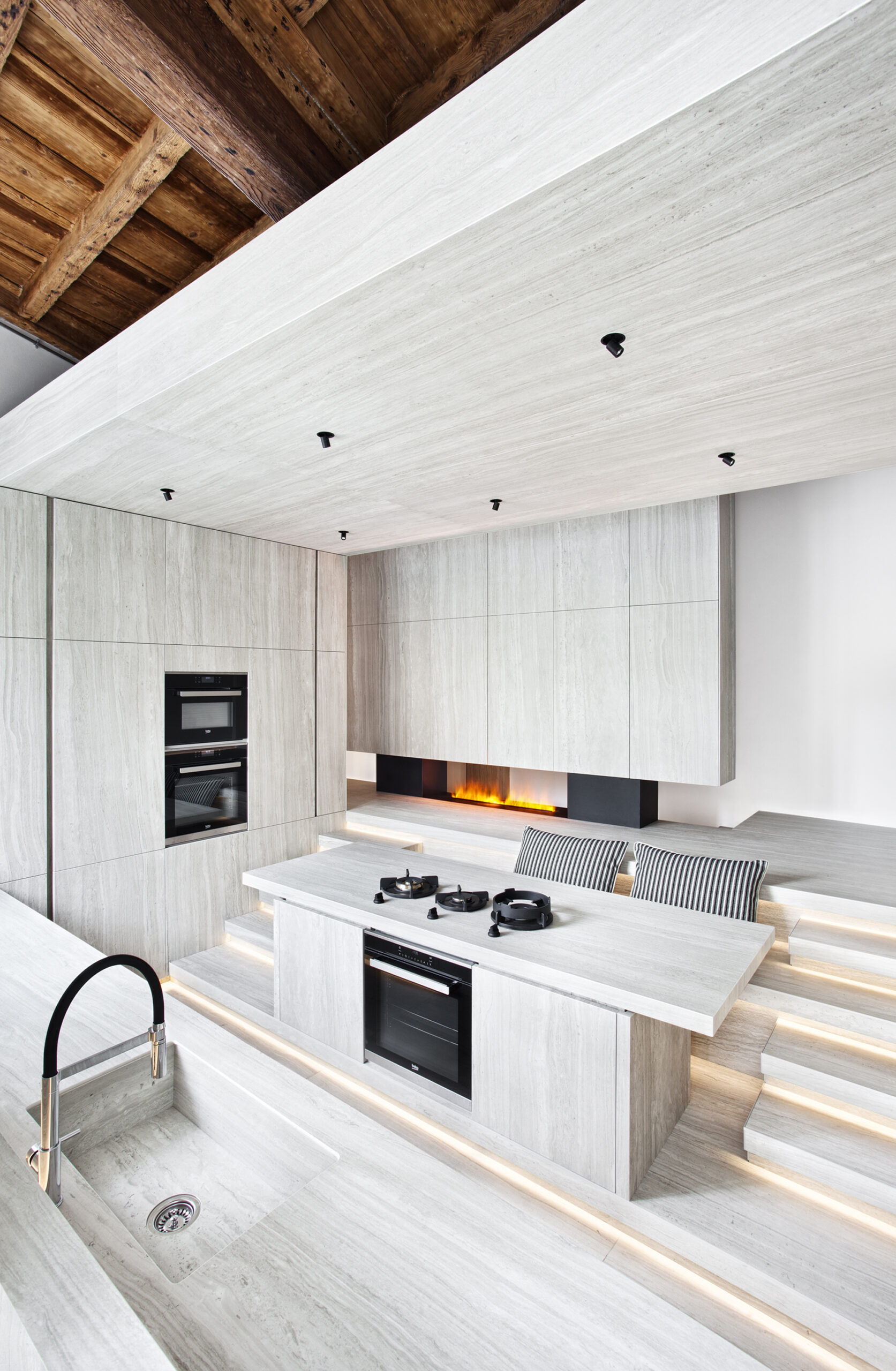 Blat de bucatarie NEOLITH Strata Argentum